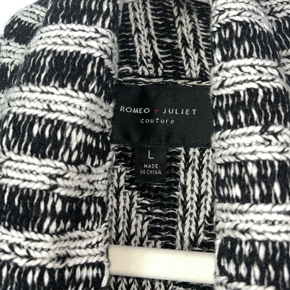 Romeo & Juliet Couture open face waterfall slouchy knit cardigan Sz L - Picture 4 of 11